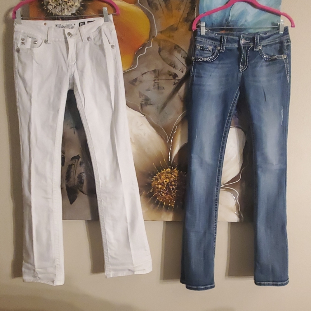 Miss me Jean lot of 2! 28/32 Boot